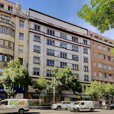 Luxury R162 Apartment *