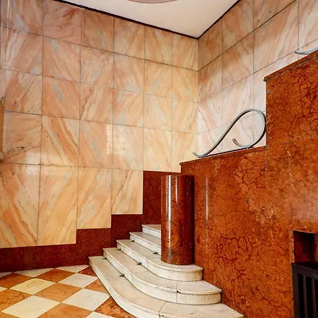 Apartment Luxury R162 *